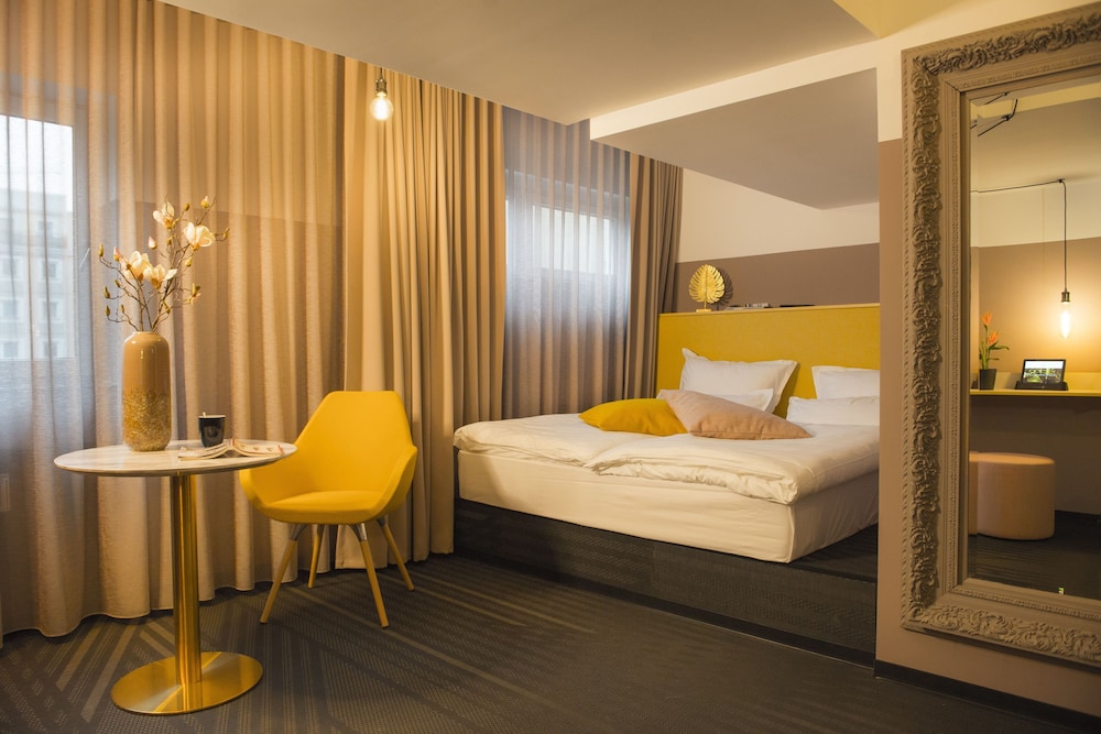 Hotel Neuer Fritz 7/50