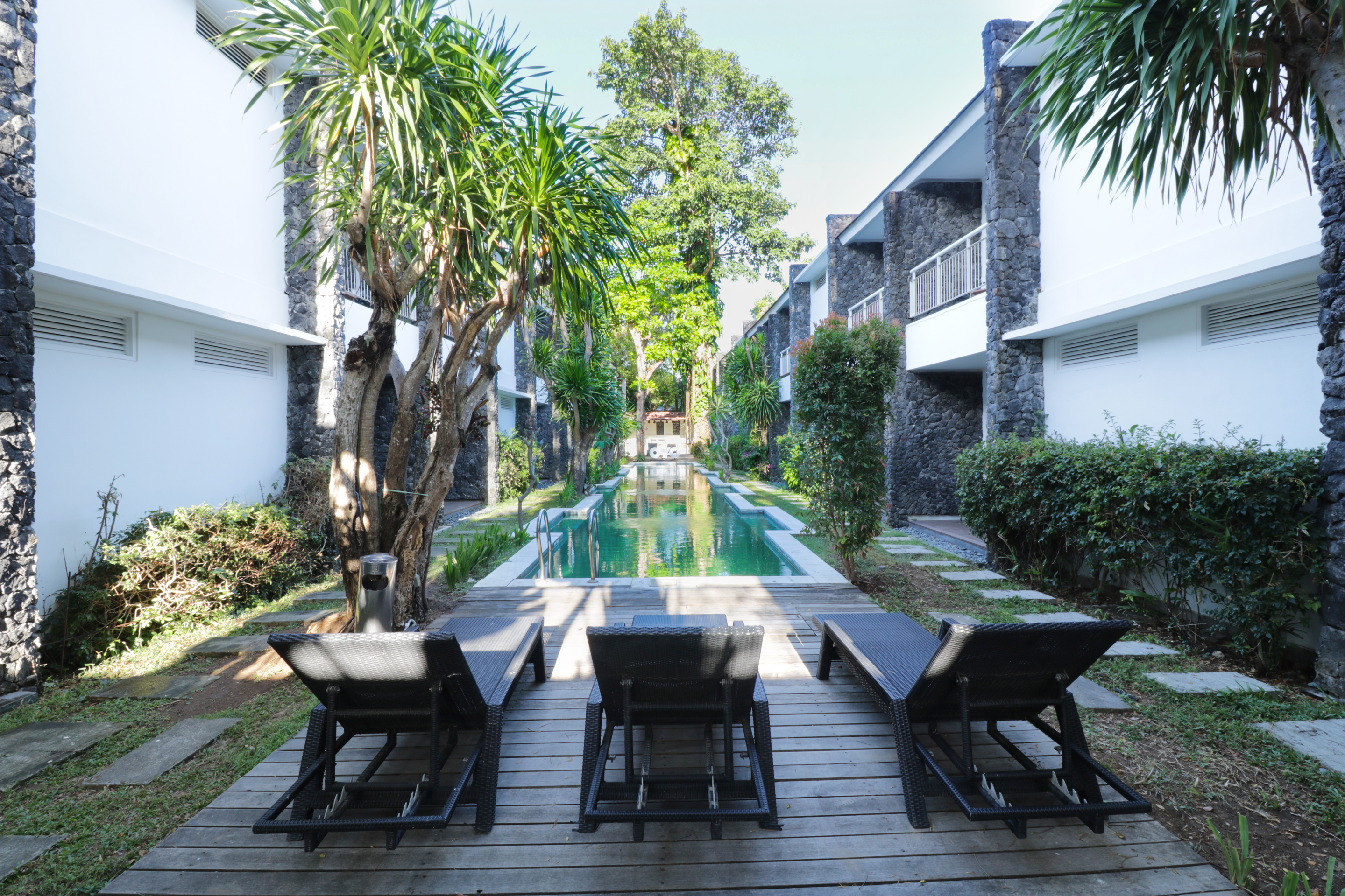 The Kanjeng Suites And Villas Sanur 23/28