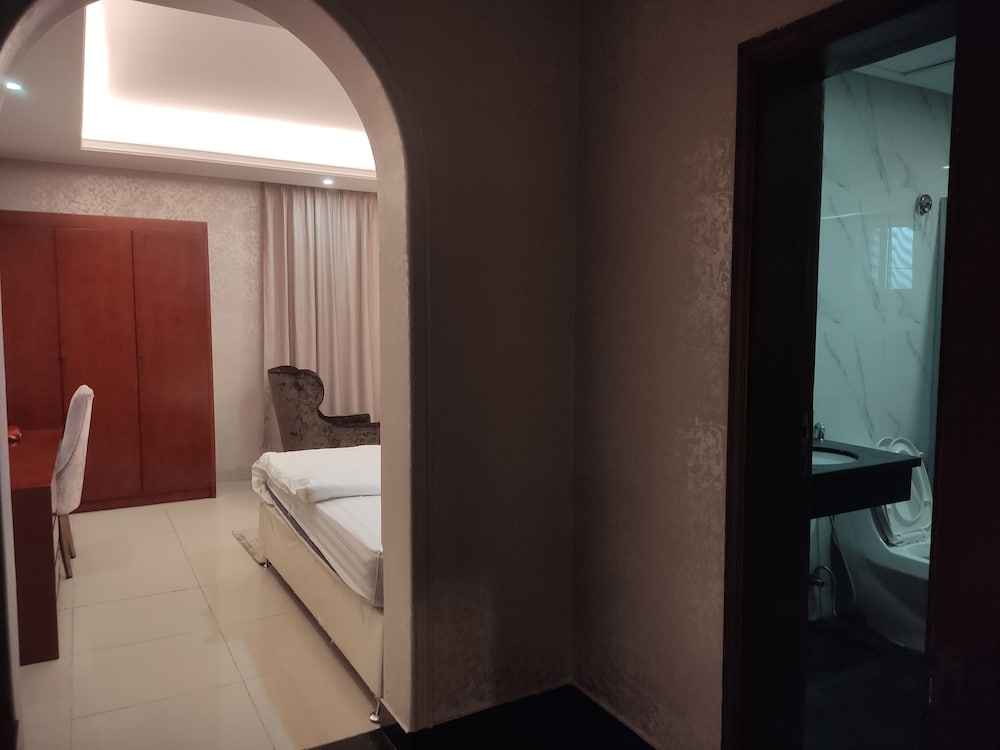 Dar Al Wedad Hotel 42/44
