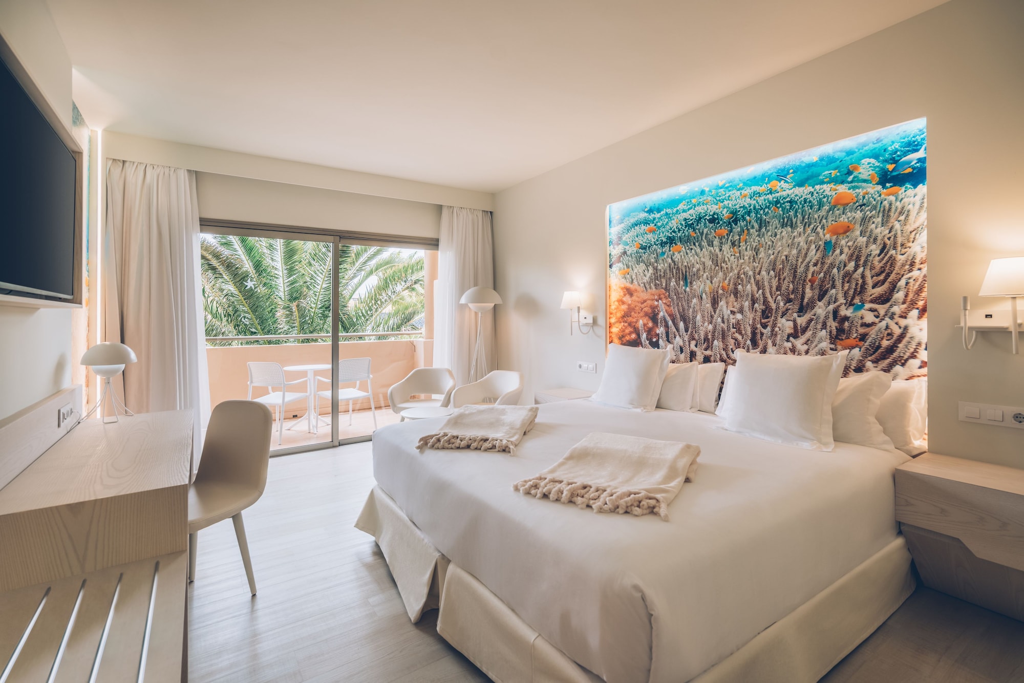 Room, Twin Beds