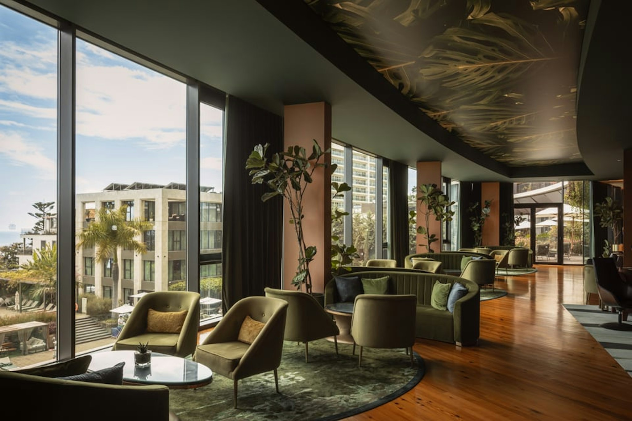 Savoy Palace by Savoy Signature 32/50
