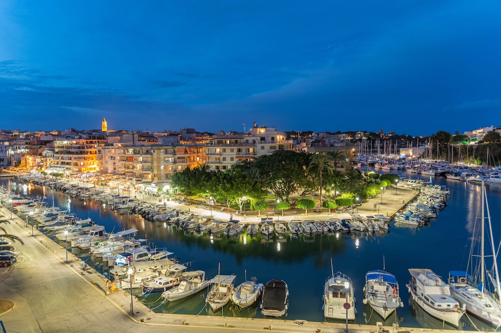 Porto Drach Aparthotel & Suites 40/47