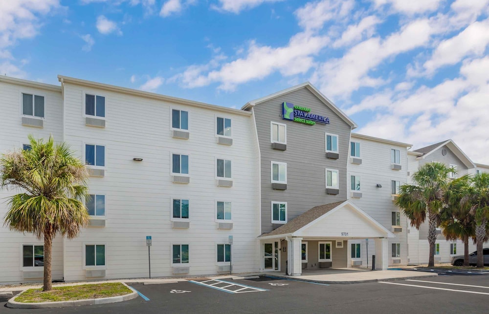 Extended Stay America - Select Suites Fort Myers - Northeast 32/39
