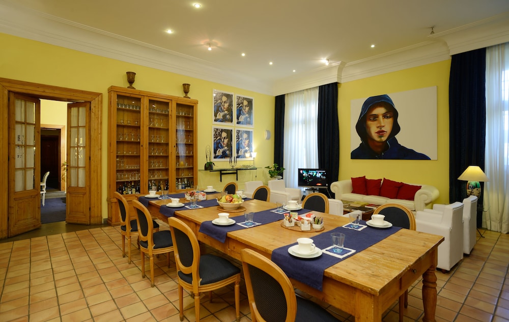 Hotel Locanda Cairoli 35/50