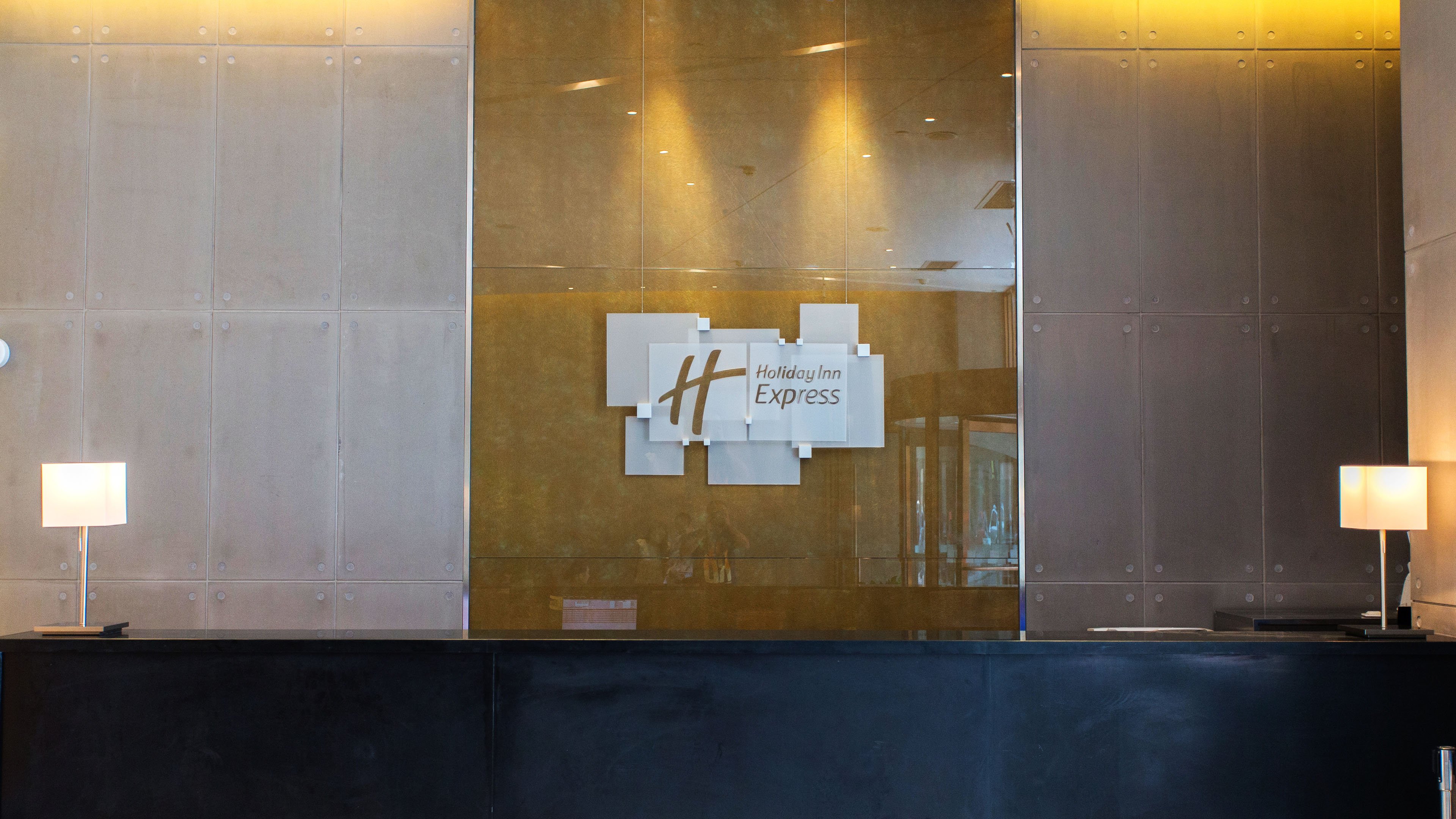 Holiday Inn Express Changzhou Center 12/24