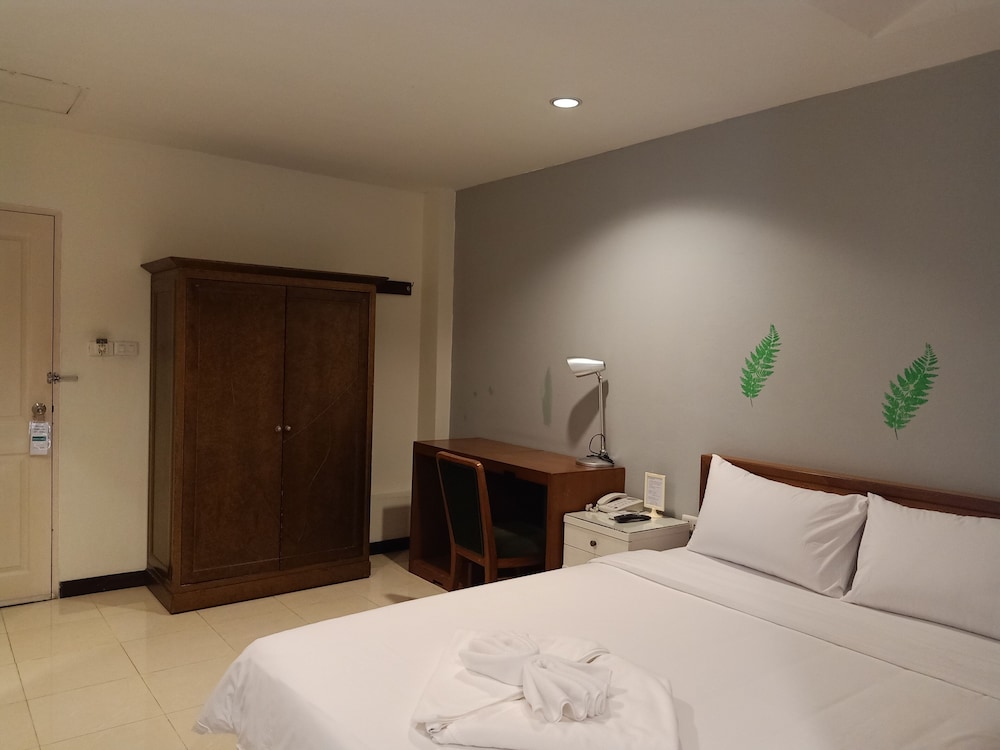 SUPERIOR, DOUBLE BED