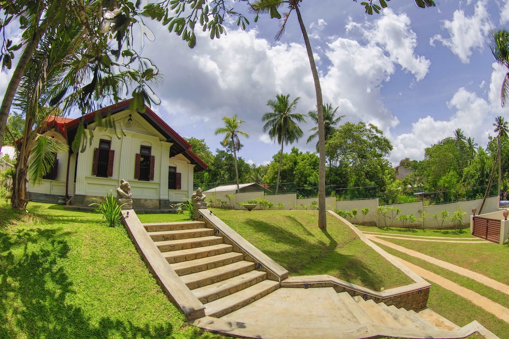 Arvani Villa 26/33