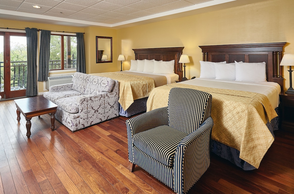 Ocean Inn and Suites 43/72