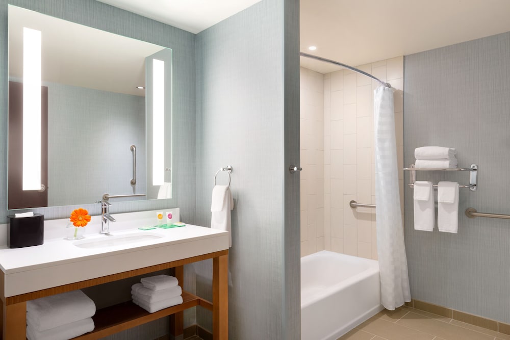 Hyatt Place Niagara Falls 14/51