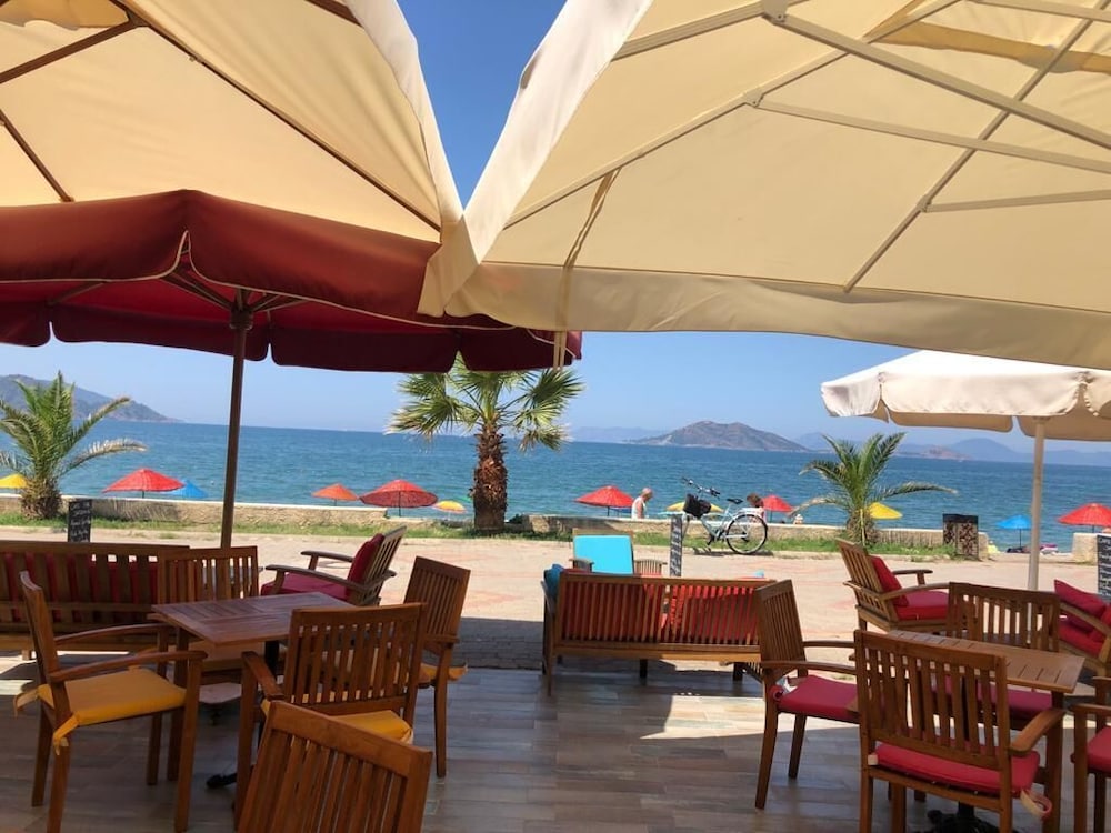 YASEMIN HOTEL 25/39