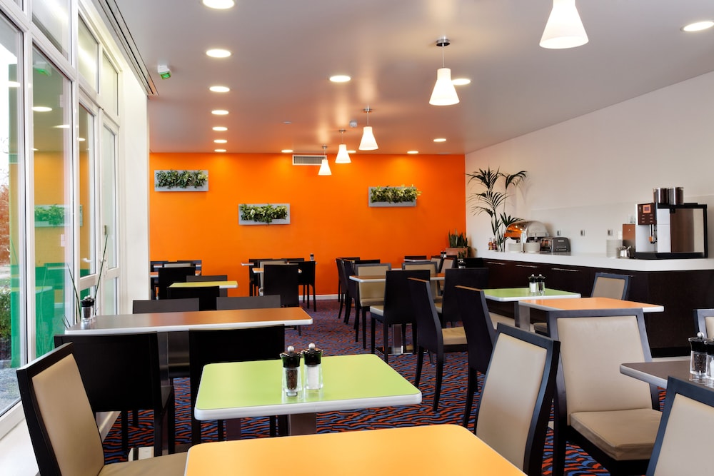 restaurant-cafeteria