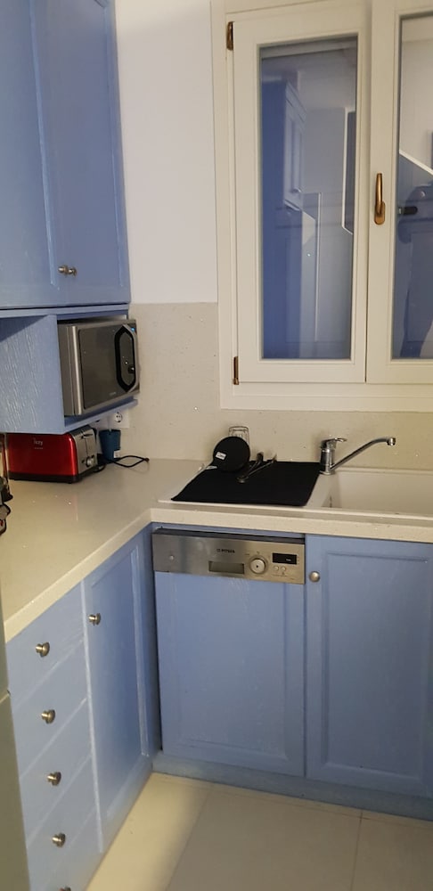 MONOLITHOS HOTEL 37/55