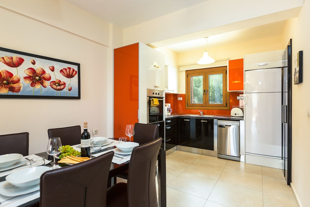 Pantheon Villas 66/78