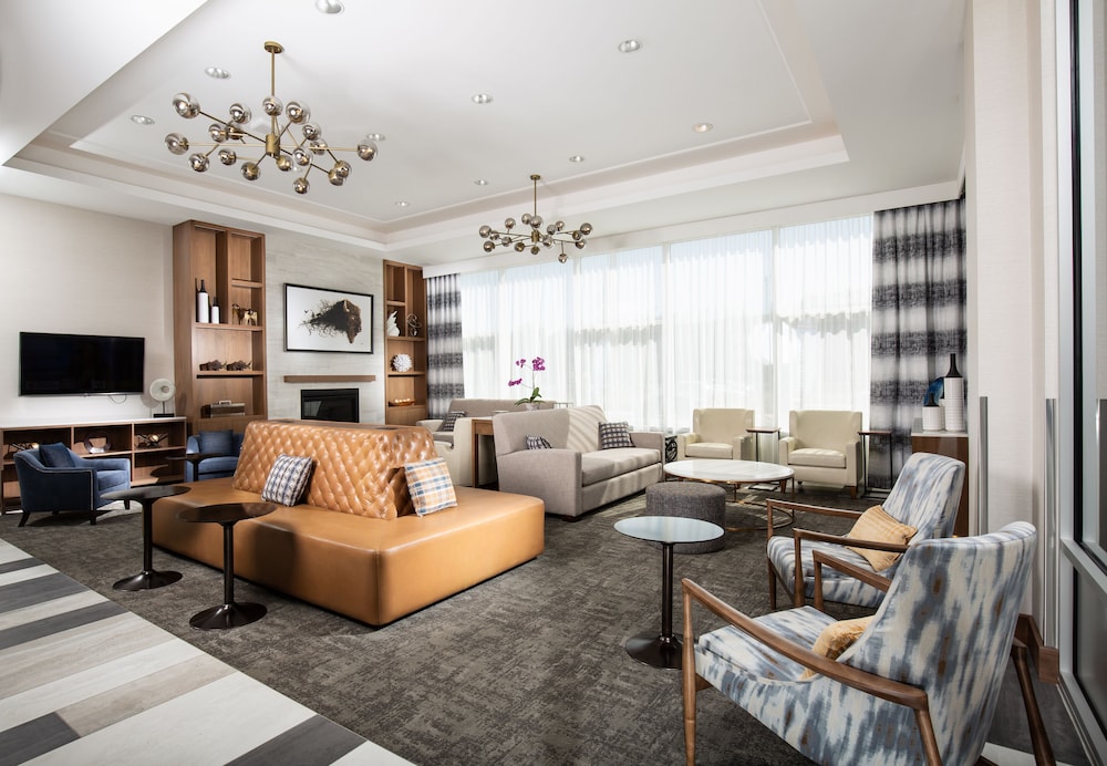 Pomeroy Hotel Fort McMurray 28/50