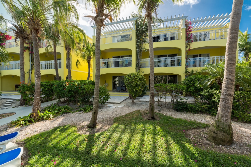 Inn At Grace Bay 28/33