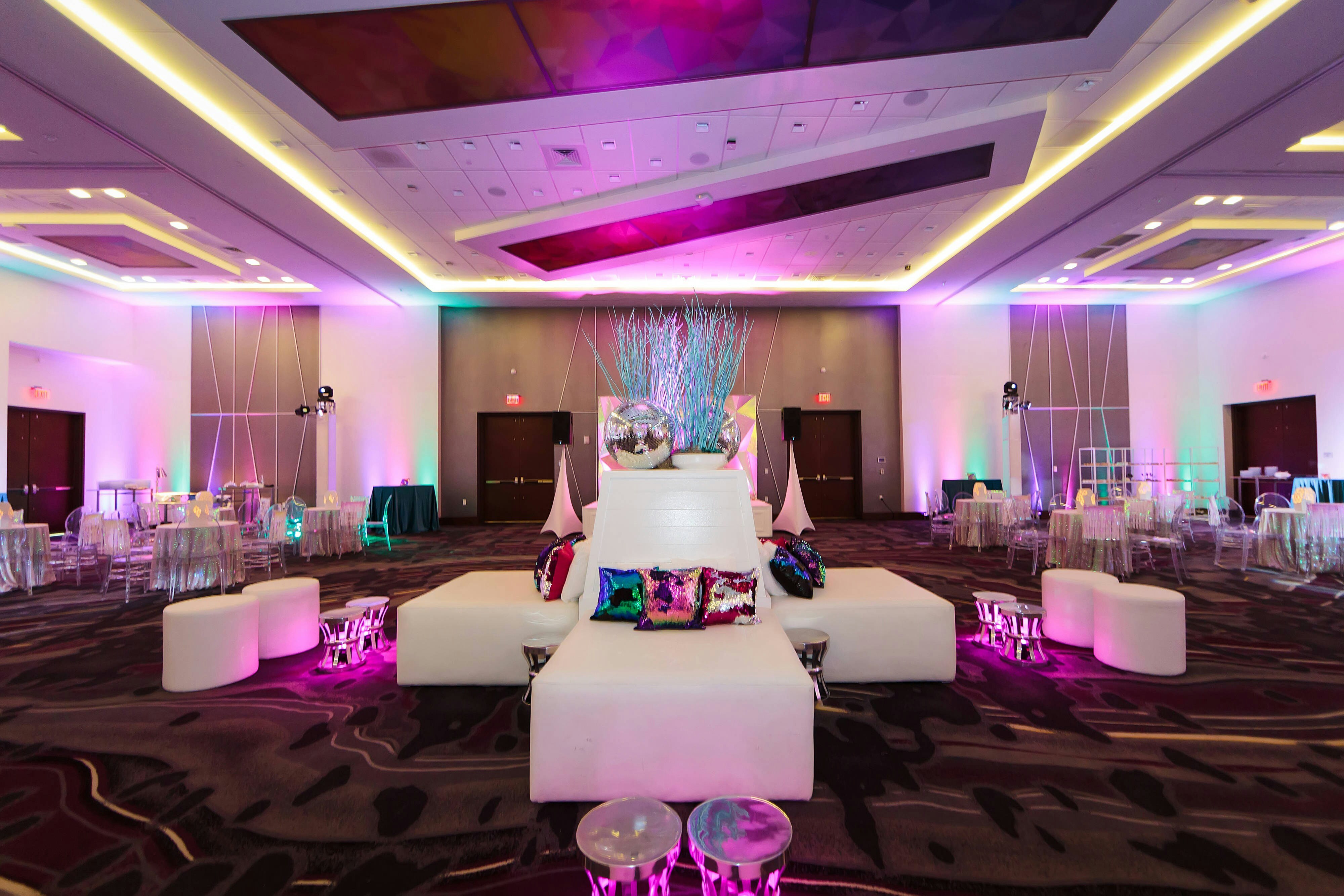 Art Ovation Hotel Autograph Collection 44/48