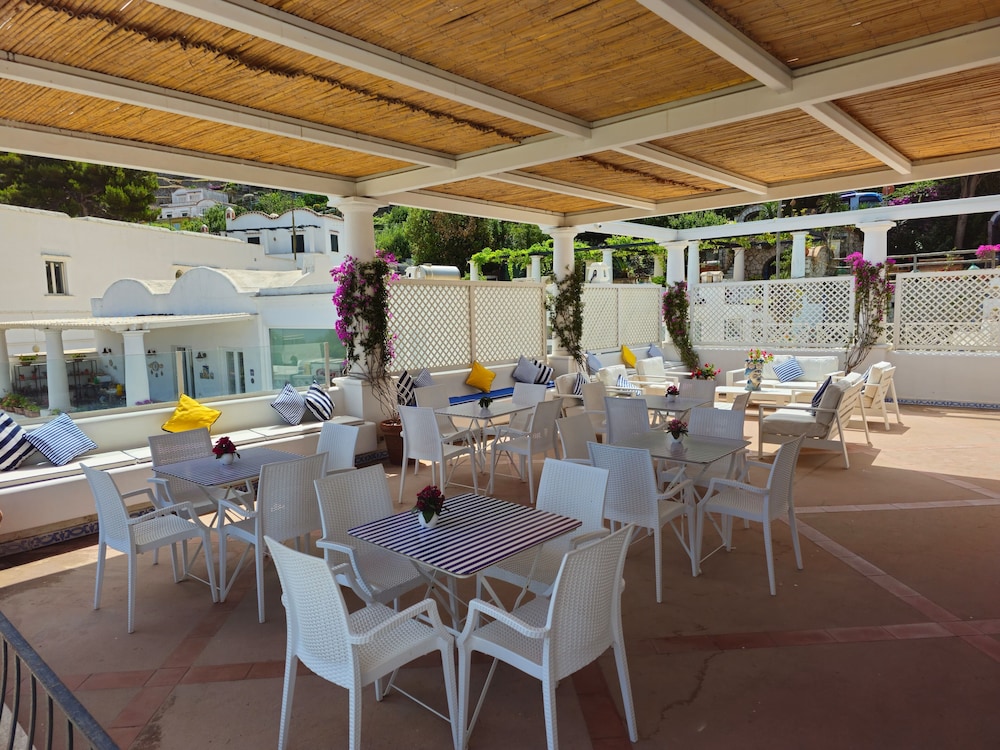 Villa Patrizi 26/42