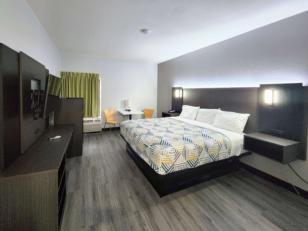 Motel6 Pine Bluff, AR 11/50