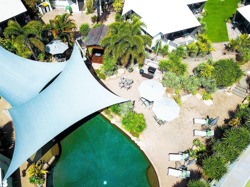 Island Leisure Resort 4/46