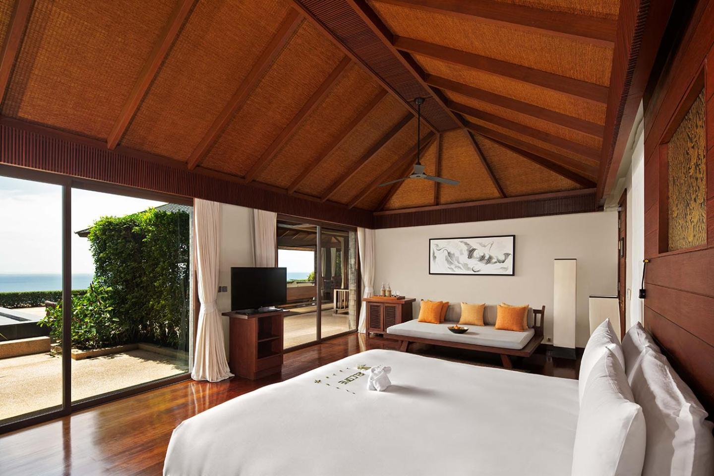 Grand, Pool, Residence, Villa, King Bed, Sofa