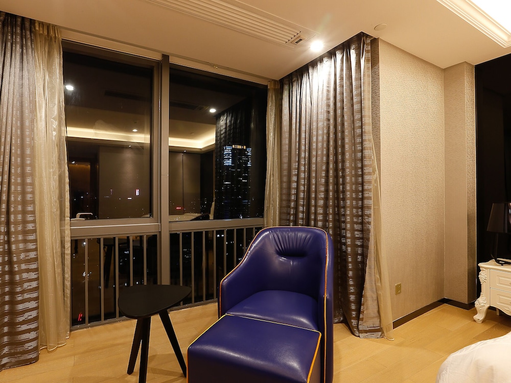 Pengman International Apartment Hotel (Beijing Road Jiedeng Duhui) 45/50