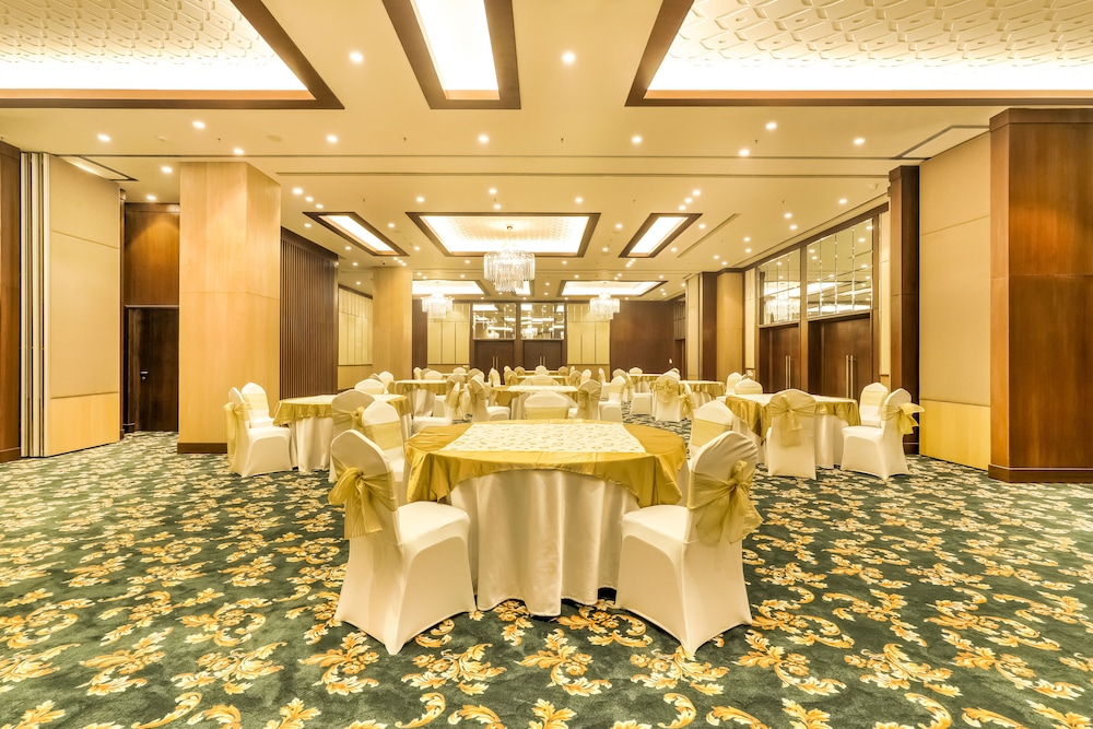 Lemon Tree Hotel Aligarh 20/25