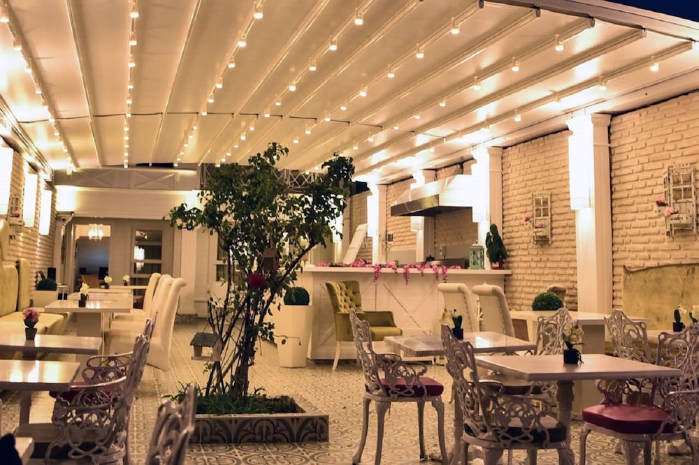 Buyukada Port Hotel 30/50