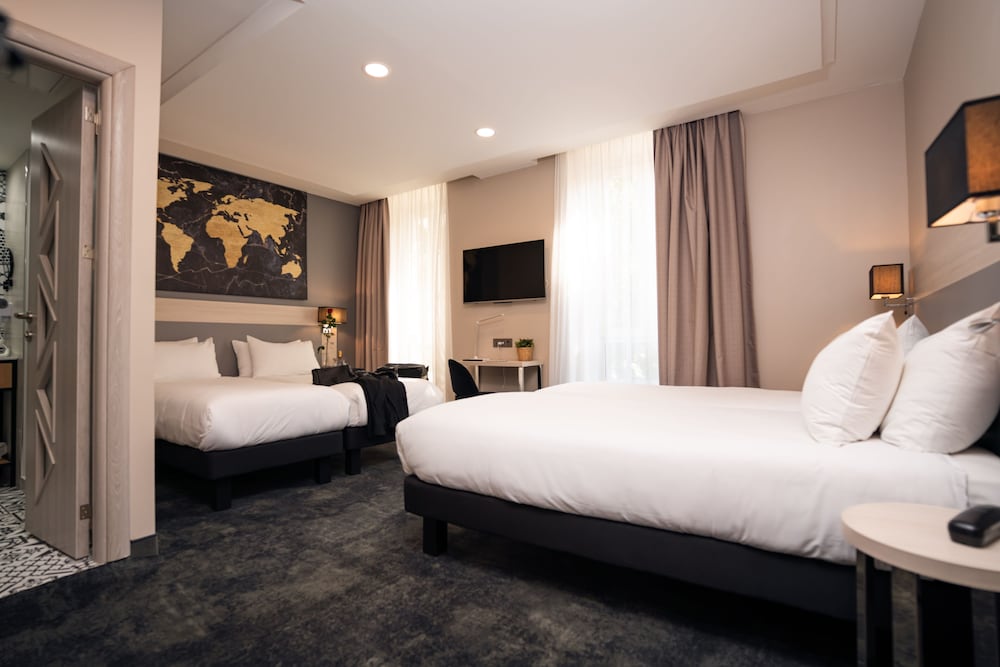 Hotel Univers 13/50