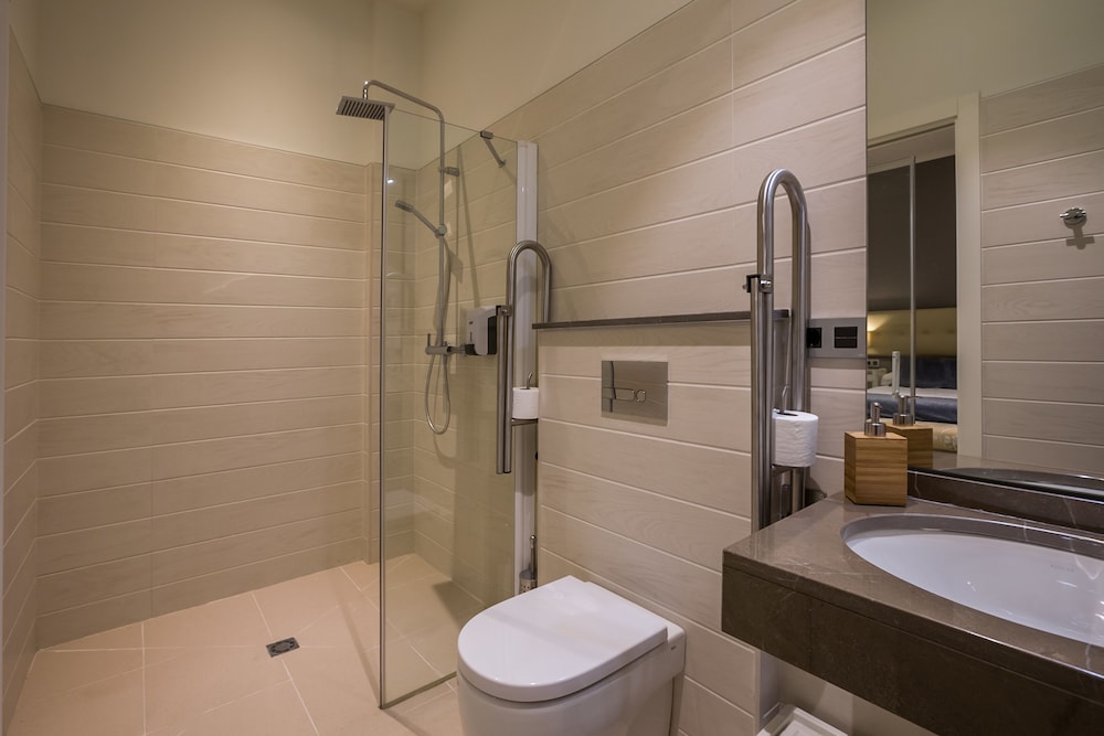 Welldone Cathedral Suites 38/50