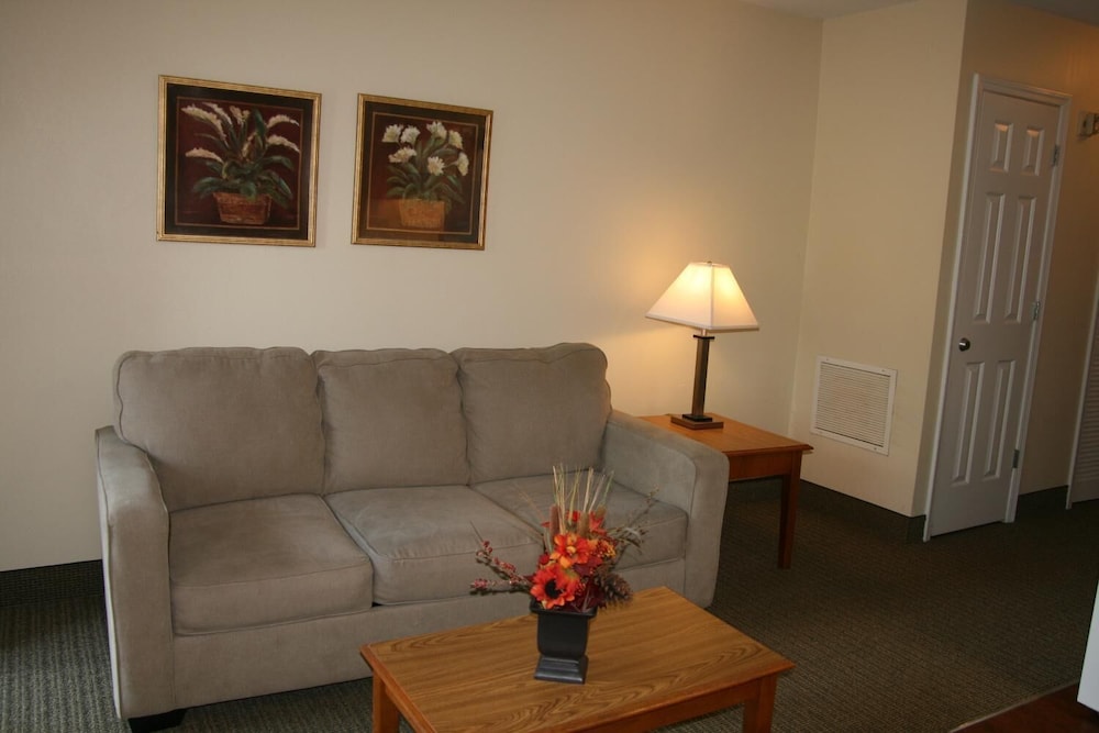 Affordable Suites Rocky Mount 32/66