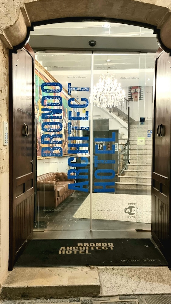 Brondo Architect Hotel 26/50