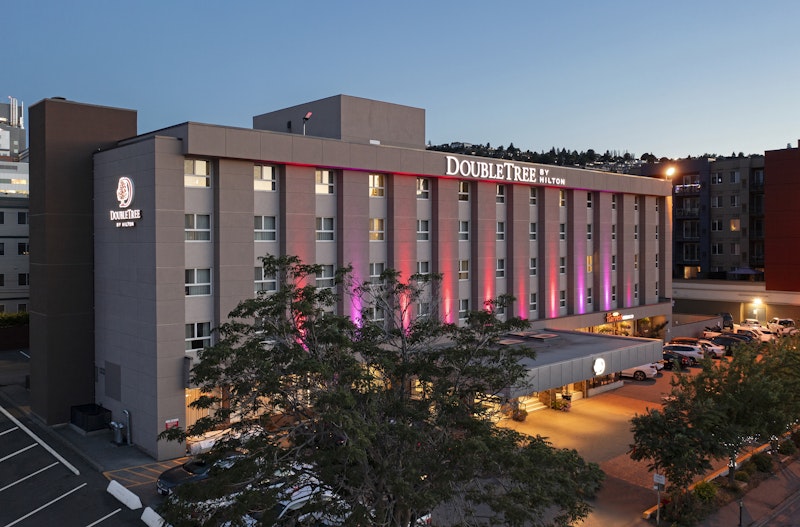 Doubletree By Hilton Kamloops 42/43