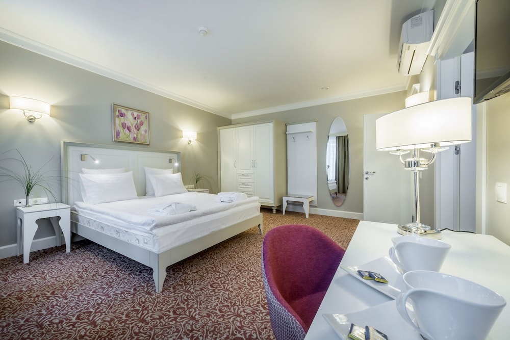 Ratonda Centrum Hotel 27/65