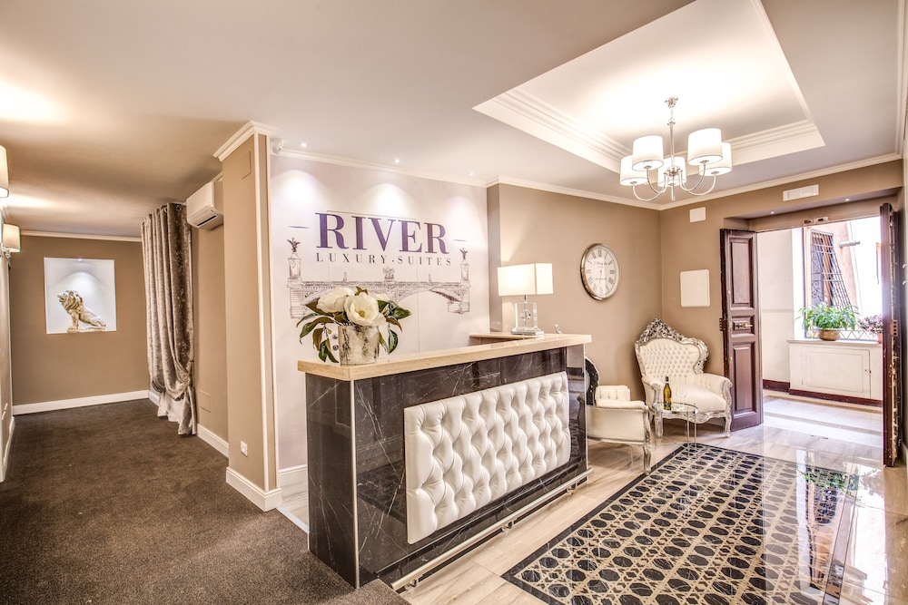 River Luxury Suites 3/25