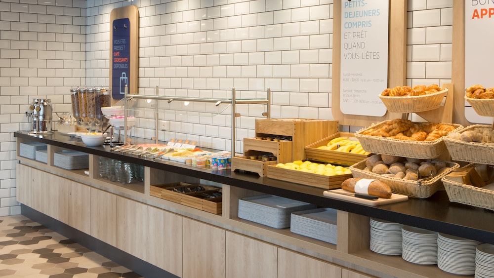 Holiday Inn Express Geneva Airport 29/39