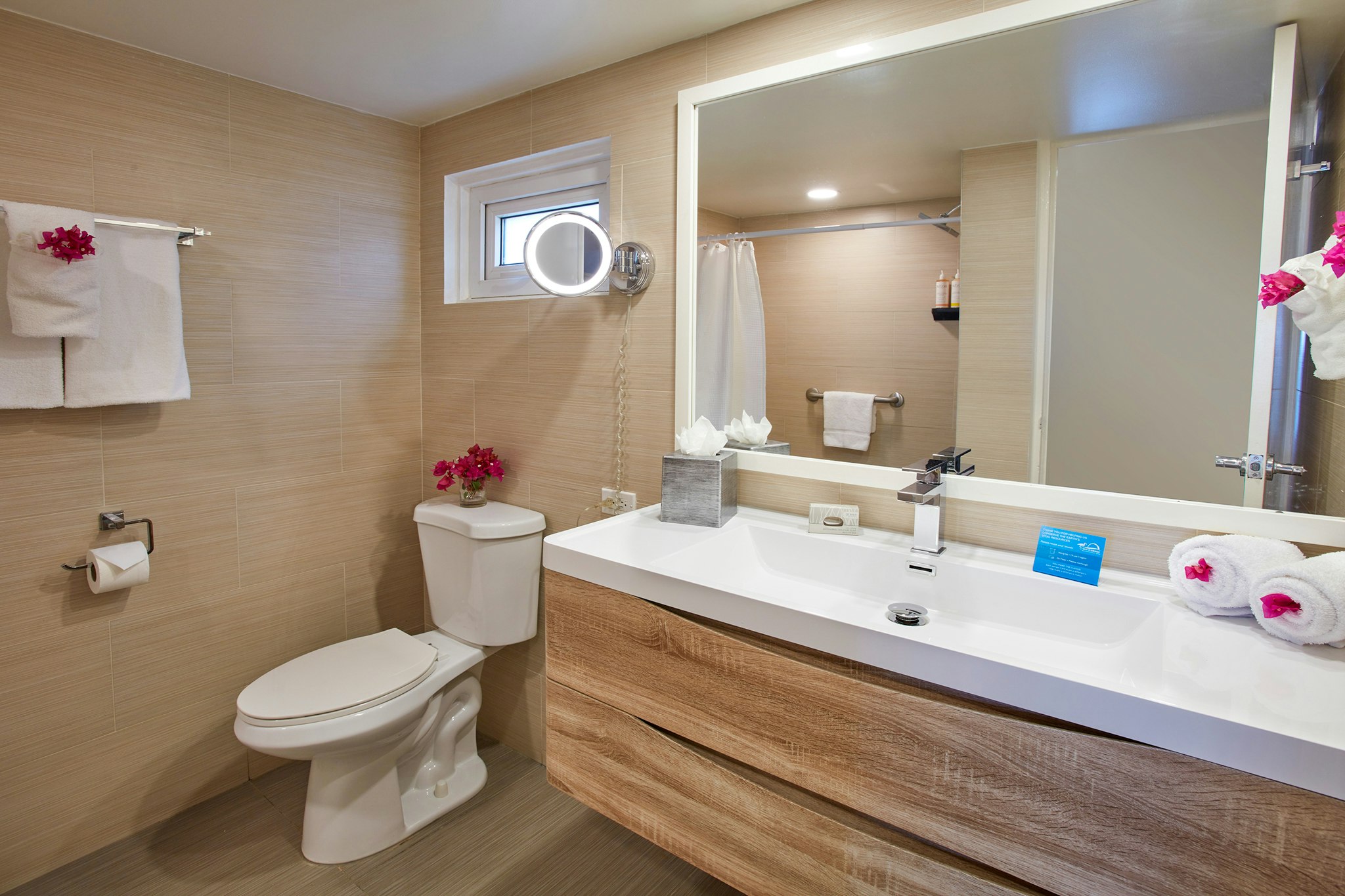 Divi Flamingo Beach Resort 45/47