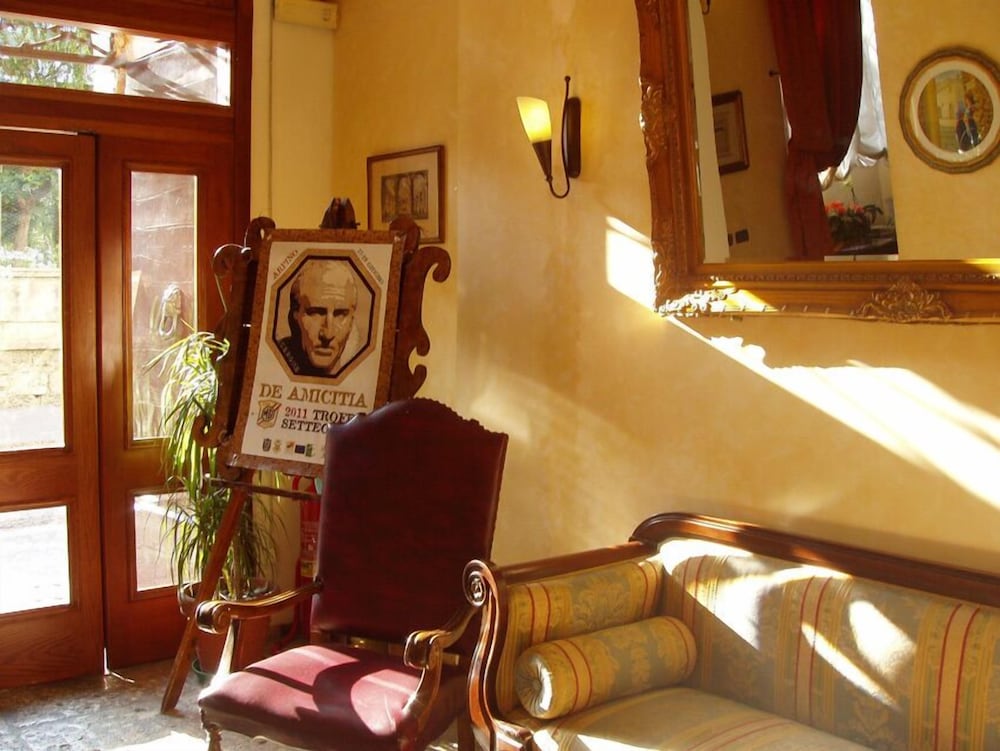Hotel Il Cavalier D Arpino 31/62