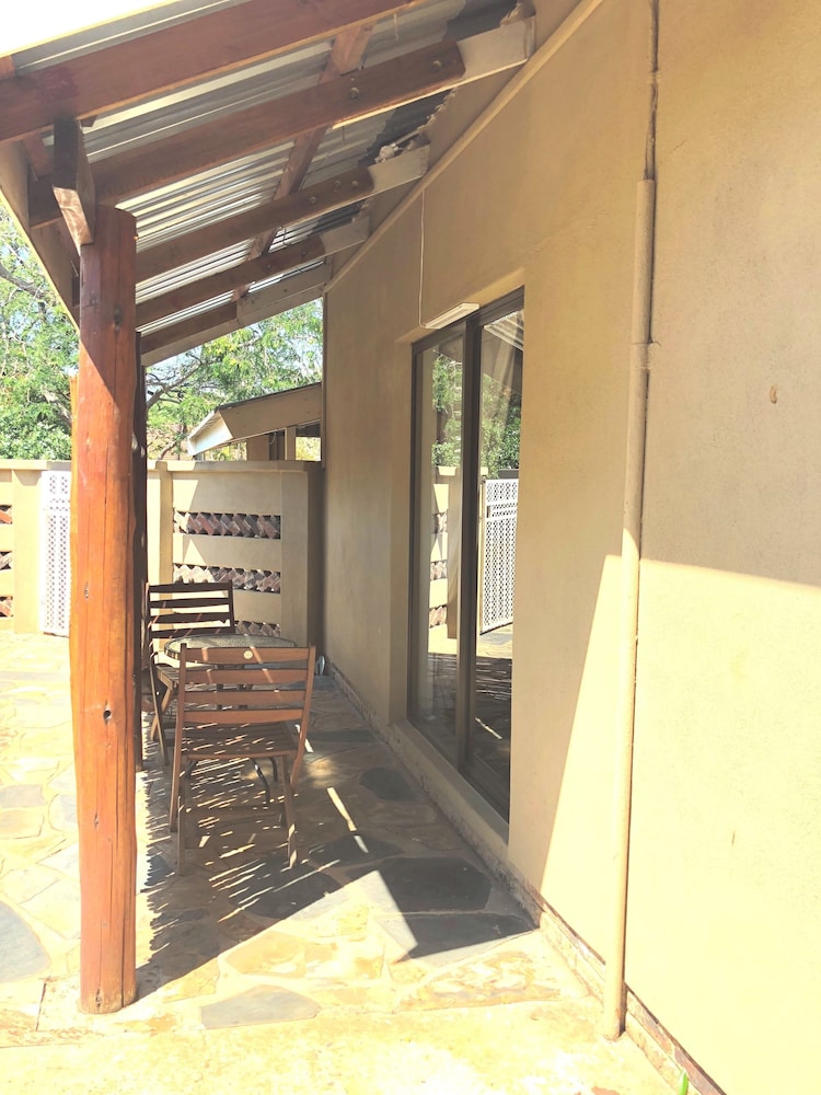 Gecko Cottage 5/50
