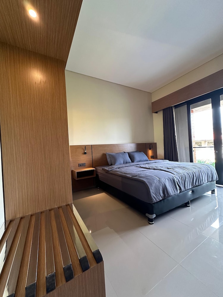 Puri Bali Lovina 14/50