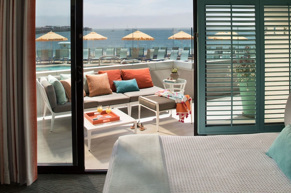 Dream Inn Santa Cruz 45/60