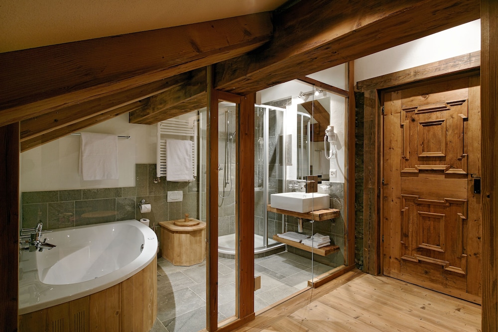 Lifestyle & Spa Hotel Gracherhof 56/59