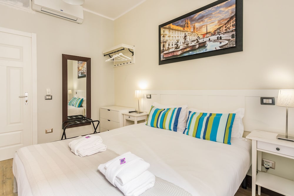 Amoroma Suite 19/50