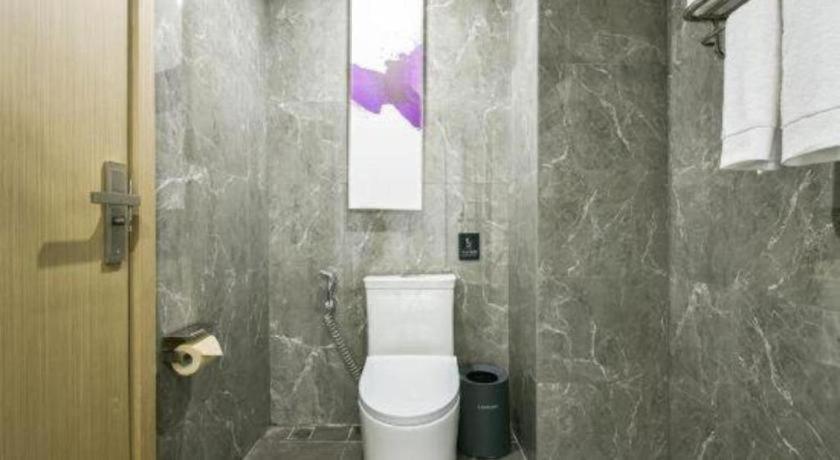 Lavande Hotel (Kunming Changshui Airport) 49/51