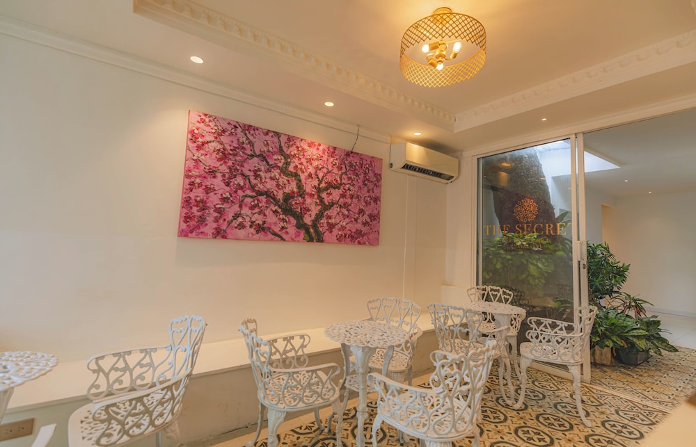 Ataraxy Hotel Boutique 33/50