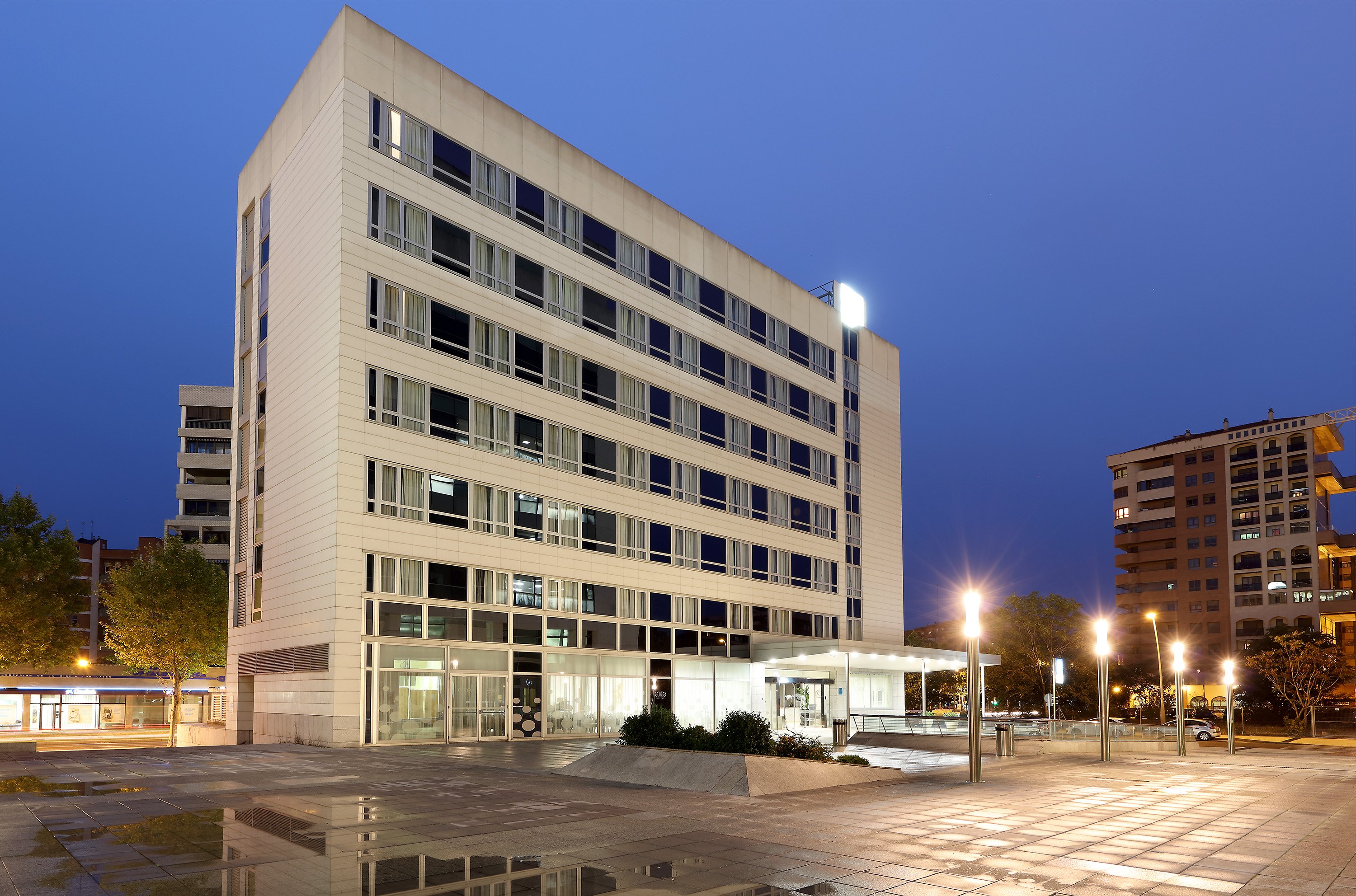 Exe Zaragoza WTC 2/54