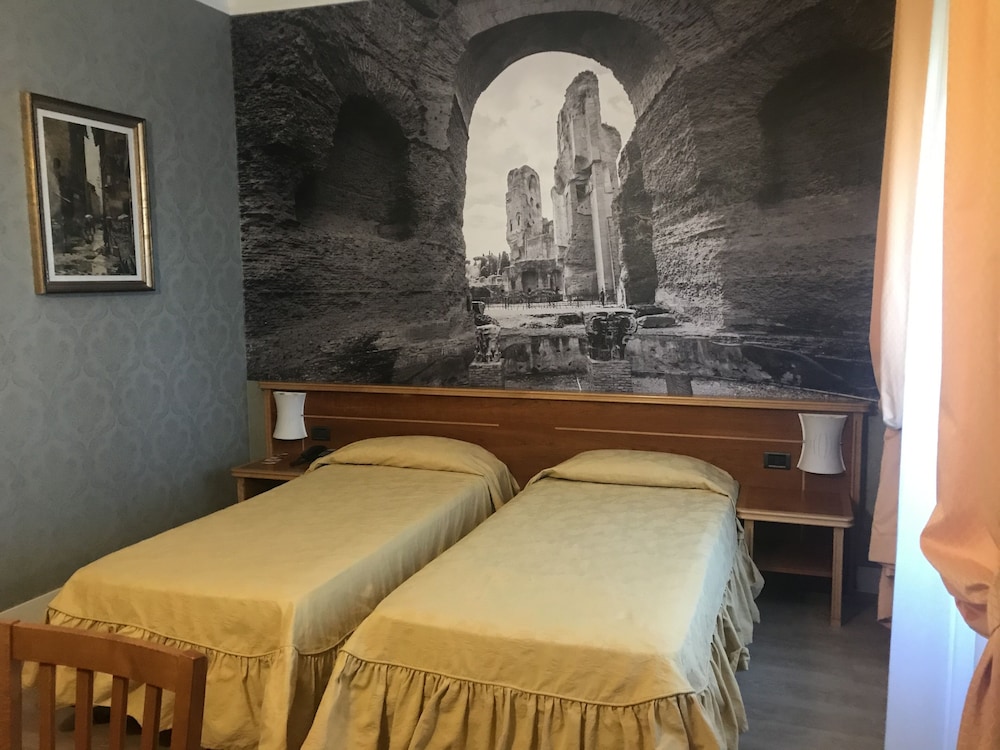 ELE Green Park Hotel Pamphili 30/65