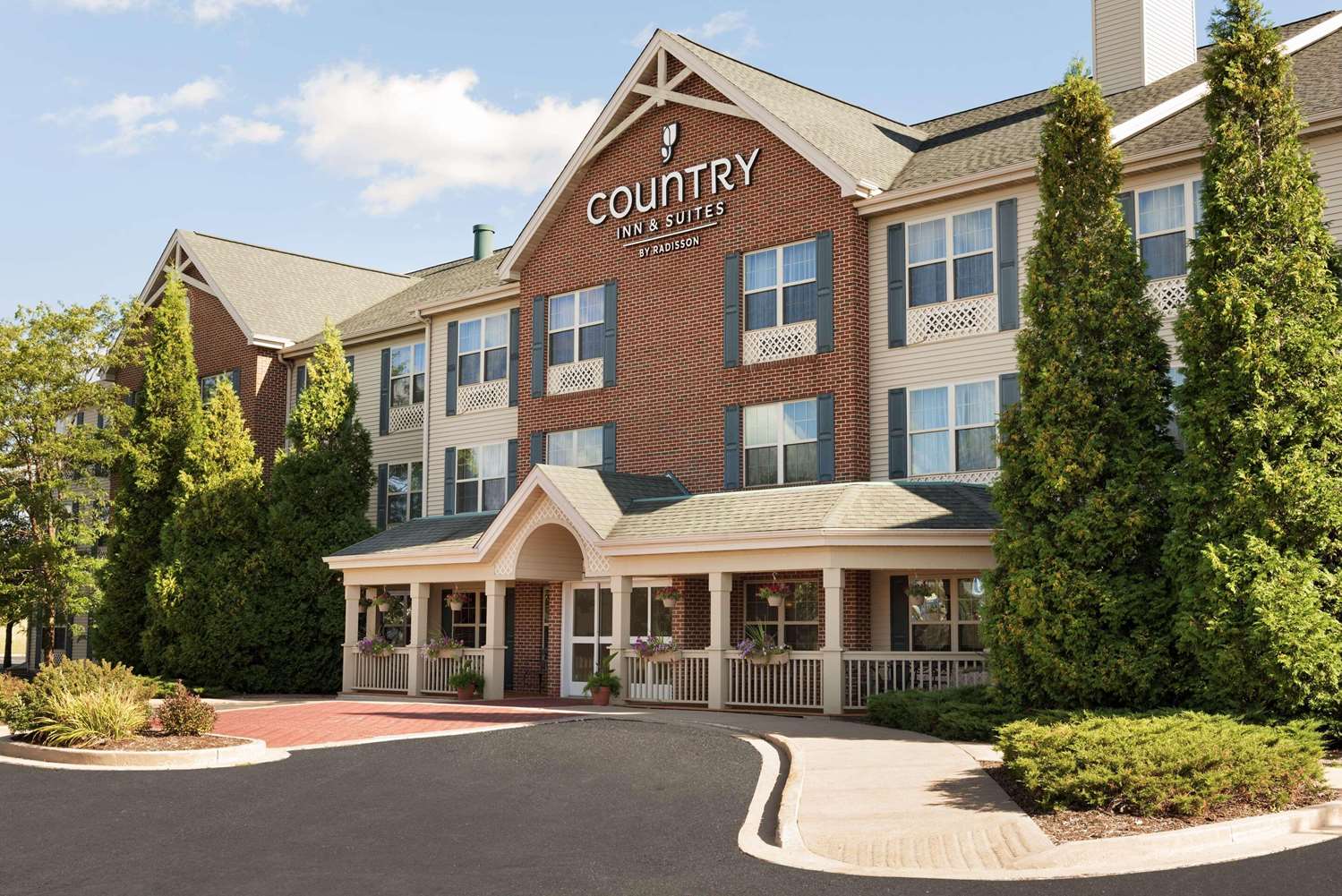 Country Inn & Suites by Radisson, Sycamore, IL 1/10