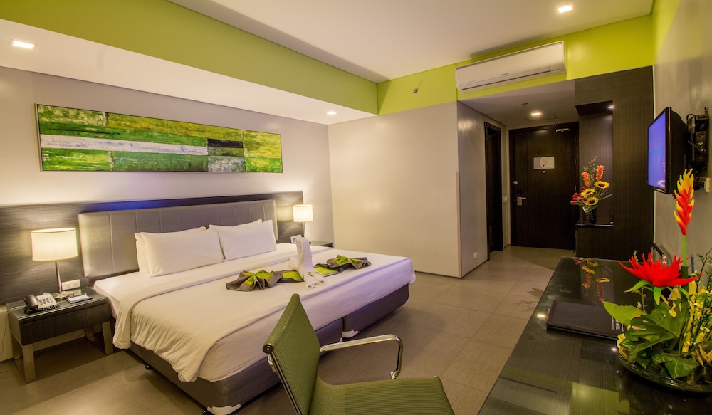 Bayfront Hotel Cebu - North Reclamation 34/67