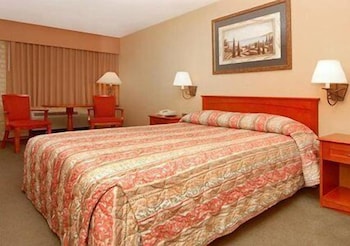Econo Lodge Downtown Salt Lake 13/42