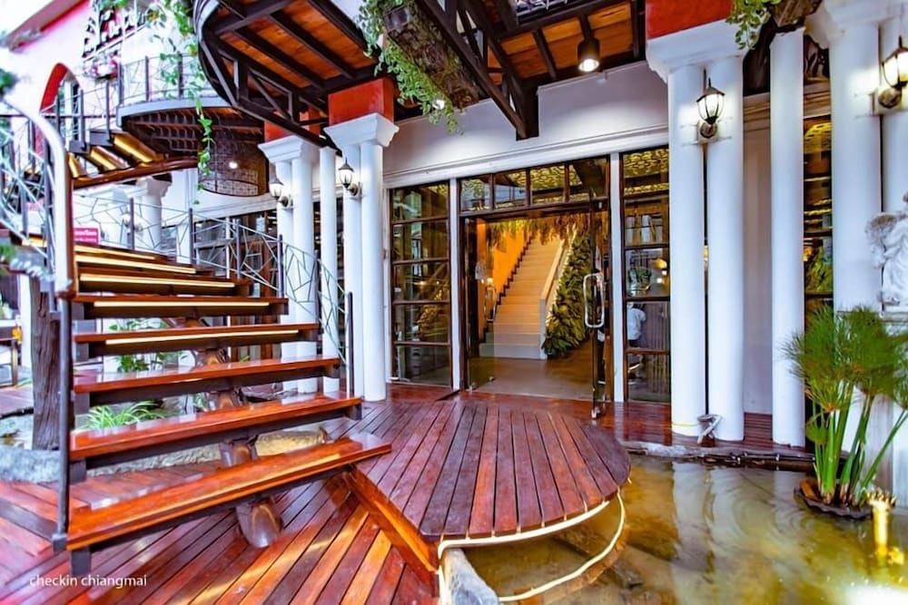 Vulcano Hotel Chiang Mai 36/50